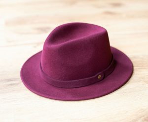 sombrero enrollable rosa