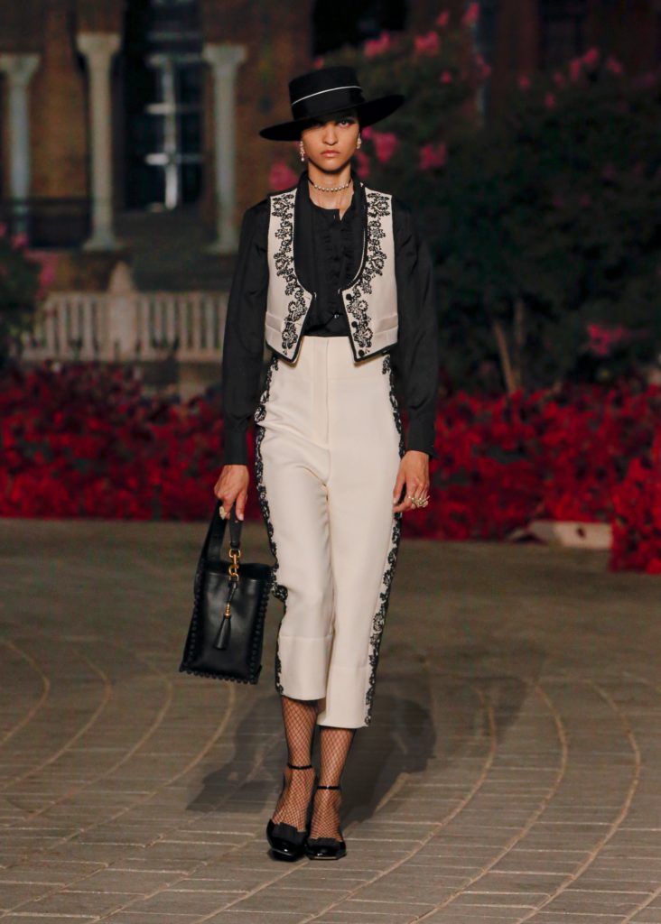 post-dior-cruise-fernandez-y-roche-look-3