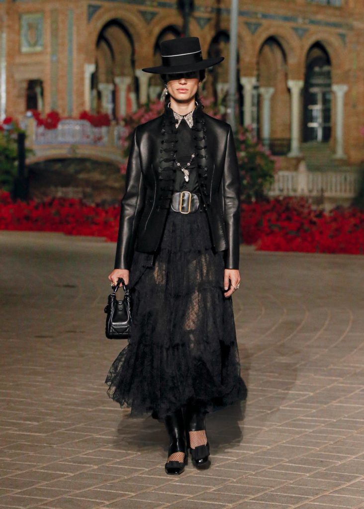 post-dior-cruise-fernandez-y-roche-look-4